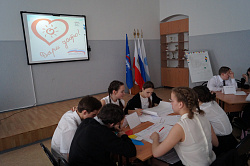 В общеобразовательных учреждениях Саратовской области продолжается акция «Уроки доброты»