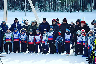 В селе Алнаши состоялась детская гонка "Лыжня здоровья"