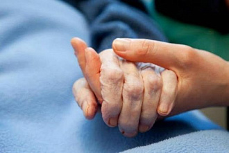 Поправки «Единой России» позволят расширить системы долговременного ухода за пожилыми и инвалидами еще в семи регионах